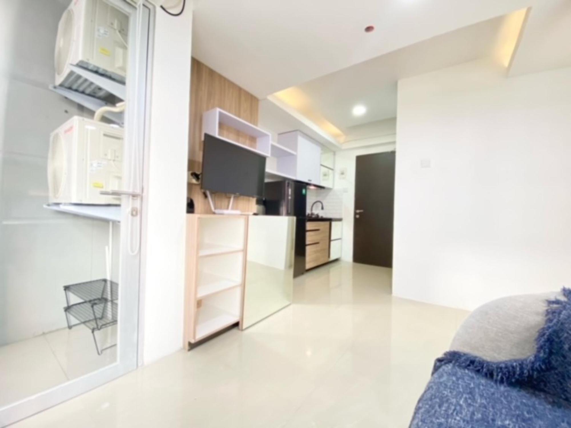 2br At Grand Afrika By Travelio Apartemen *